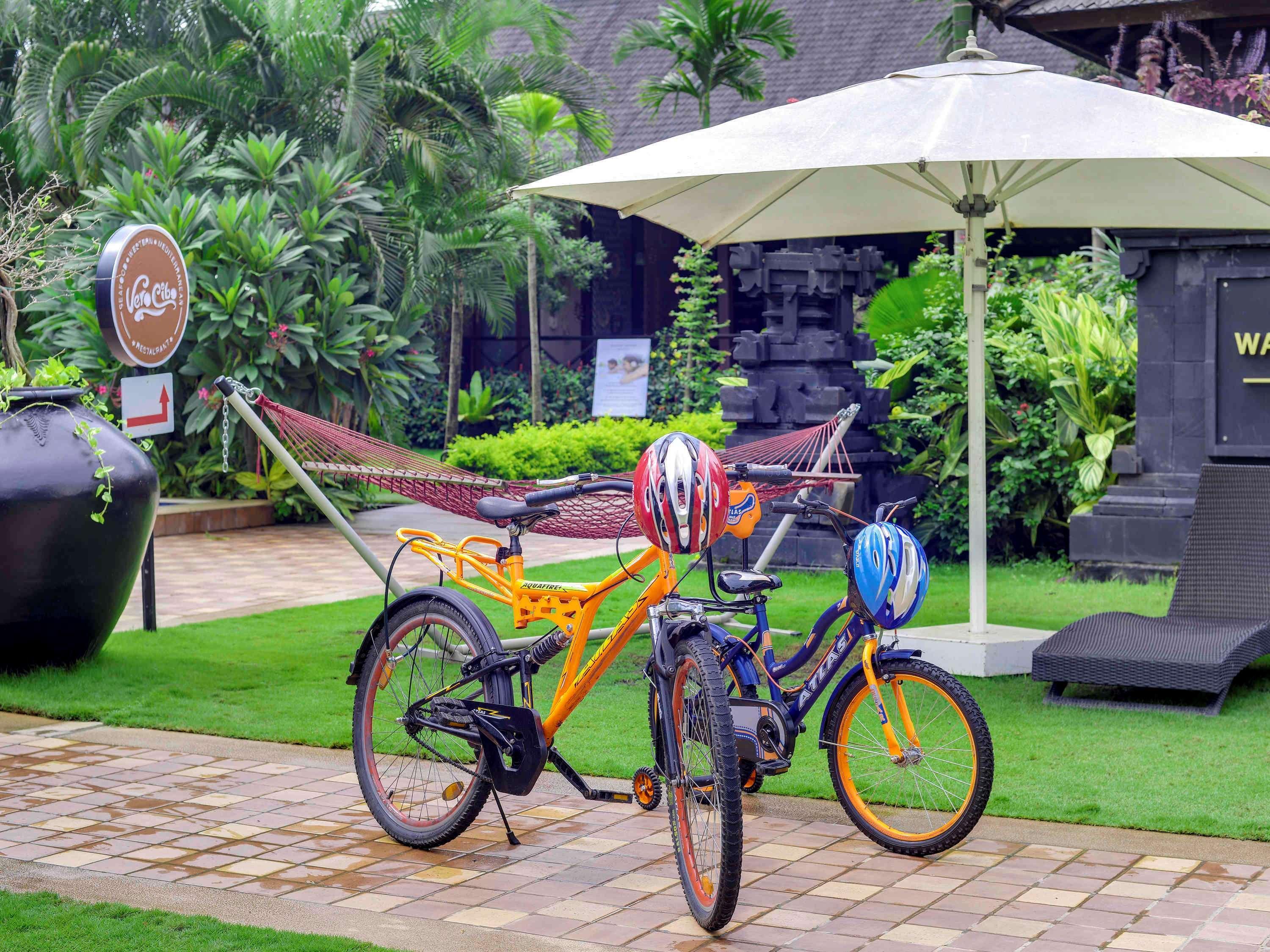 Novotel Goa Resort & Spa קנדולים מראה חיצוני תמונה Bicycle at the hotel