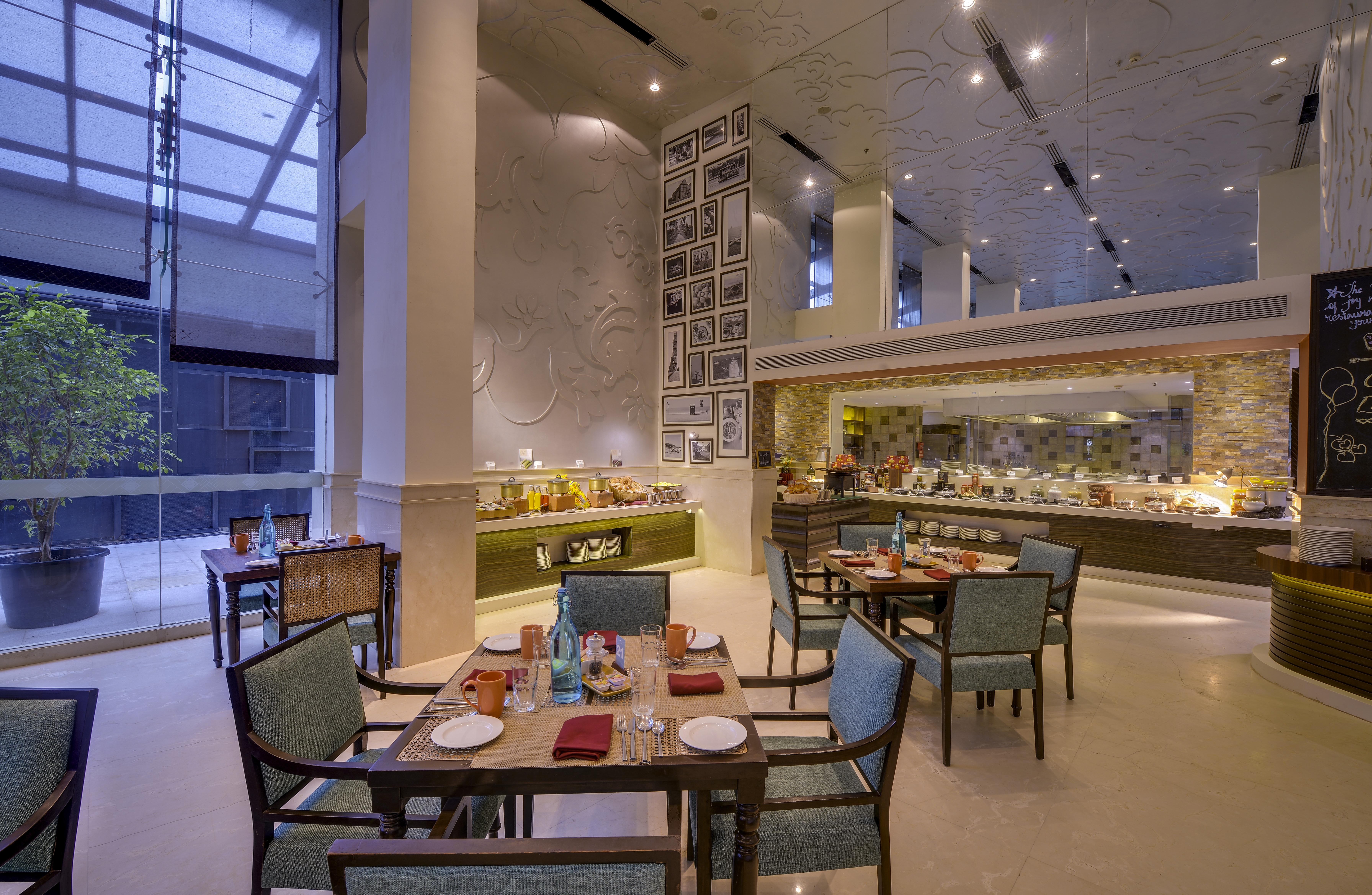 Novotel Goa Resort & Spa קנדולים מראה חיצוני תמונה The restaurant